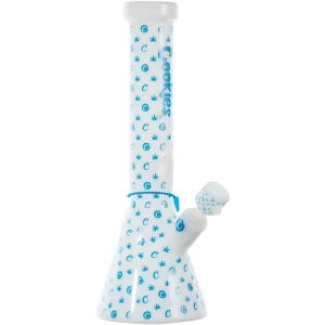 Cookies V Beaker Bong